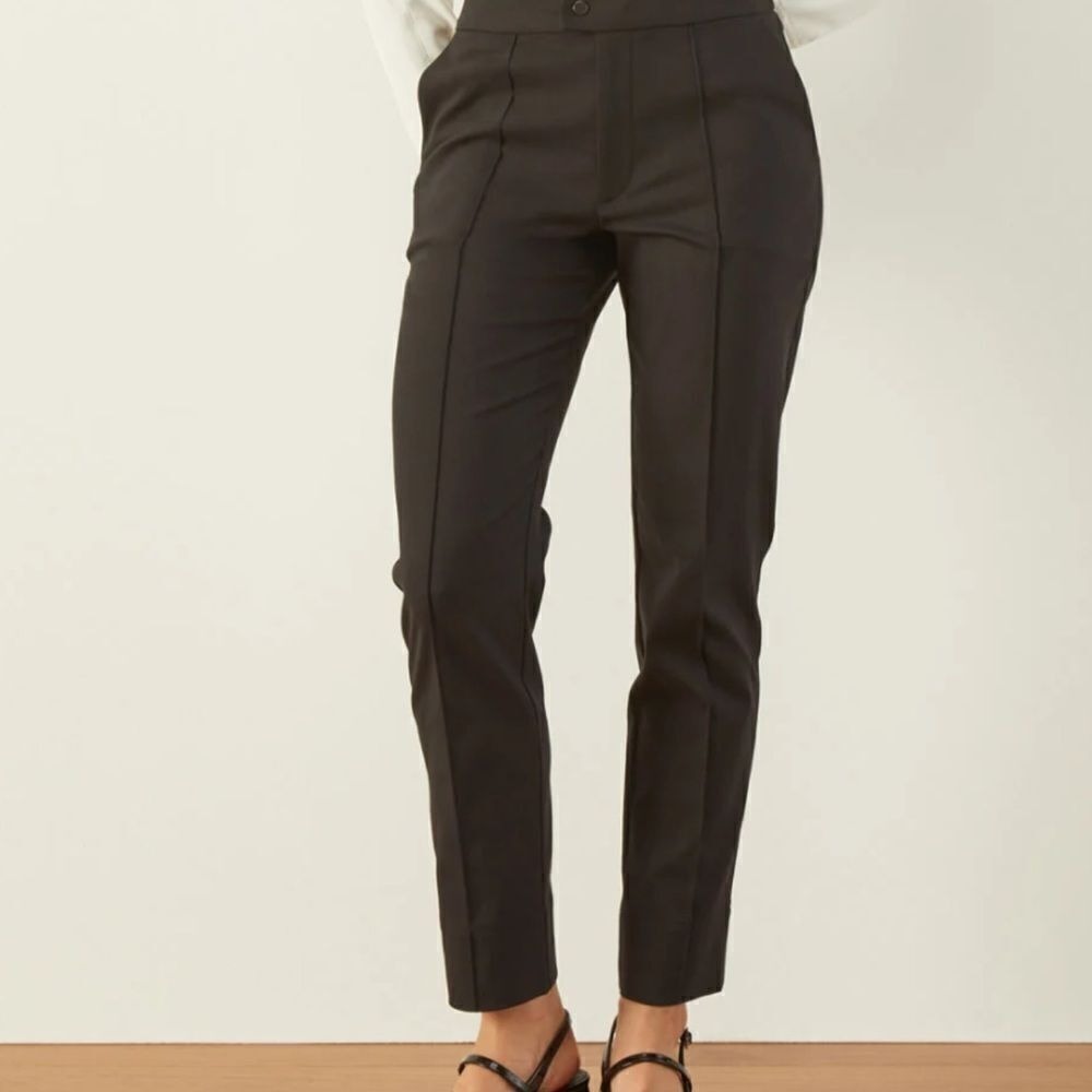 ADAY Turn It Up Trousers Black Tapered Pintuck Pants Medium BAL-BLK-69MD